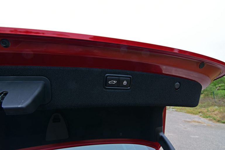 2019 genesis g80 sport power trunk