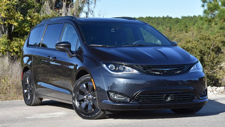 2019 Chrysler Pacifica Hybrid Limited Review & Test Drive