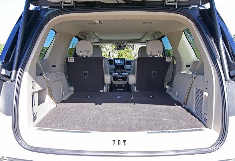 2020lincolnnavigatorreservecargo3rddown Automotive Addicts