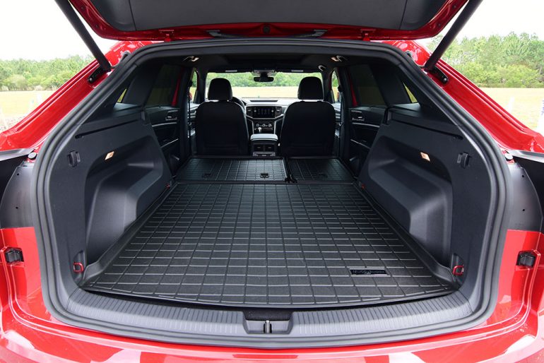 2020 vw atlas cross sport cargo