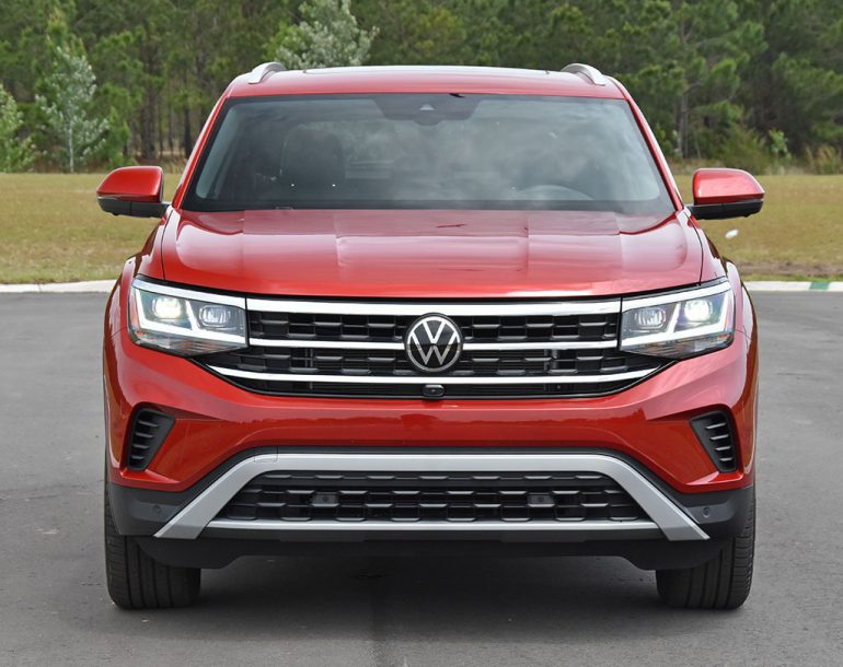 2020 vw atlas cross sport front