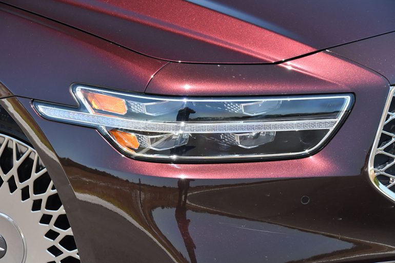 2020 genesis g90 premium 3.3t headlights