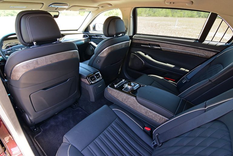 2020 genesis g90 premium 3.3t rear interior