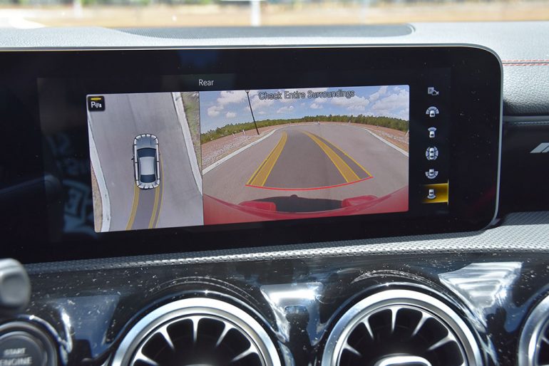 2020 mercedes-amg cla 35 camera