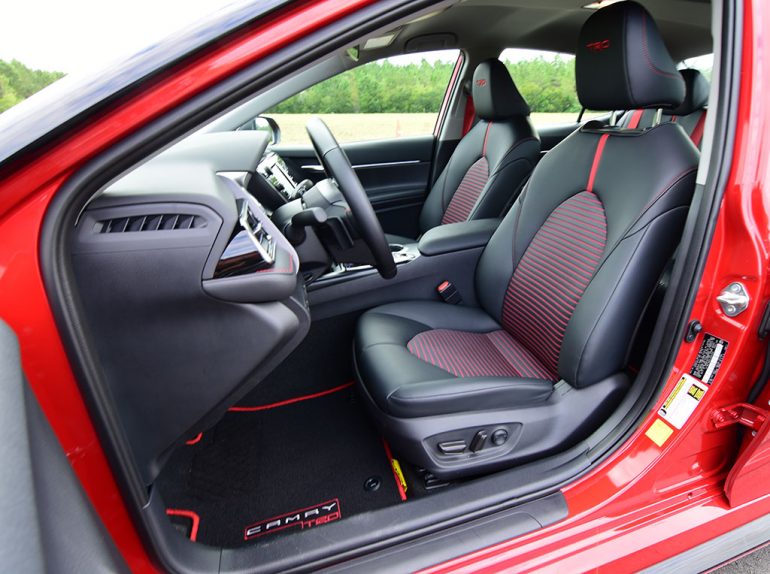 2020 toyota camry trd front seats