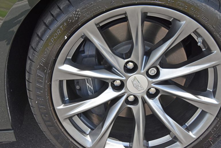 2020 cadillac ct5-v brembo brakes