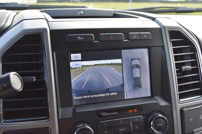 2020 ford f-250 super duty 7.3 V8 gasoline lariat surround camera