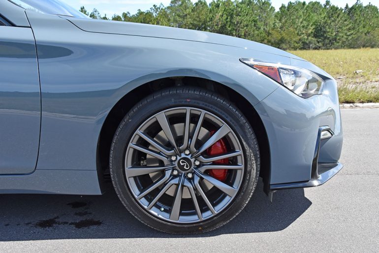 2021 infiniti q50 red sport 400 awd 19-inch wheel tire