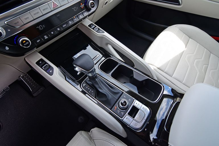 2021 kia telluride nightfall lower dash