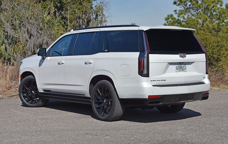 2021 cadillac escalade sport platinum rear