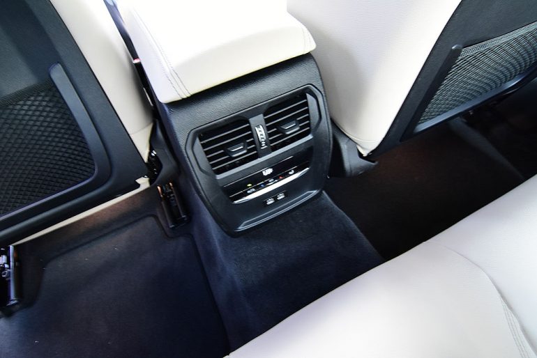 2021 bmw m440i xdrive rear climate vents