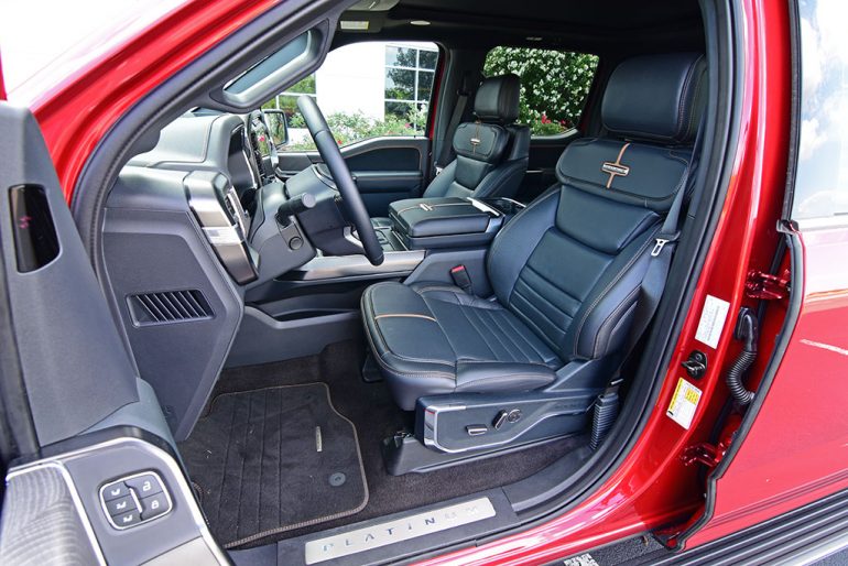 2021 ford f-150 powerboost front seats