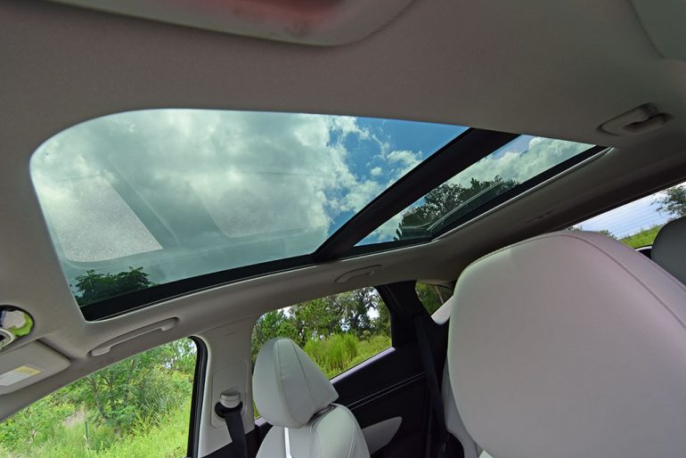 2022 hyundai tucson limited hybrid sunroof