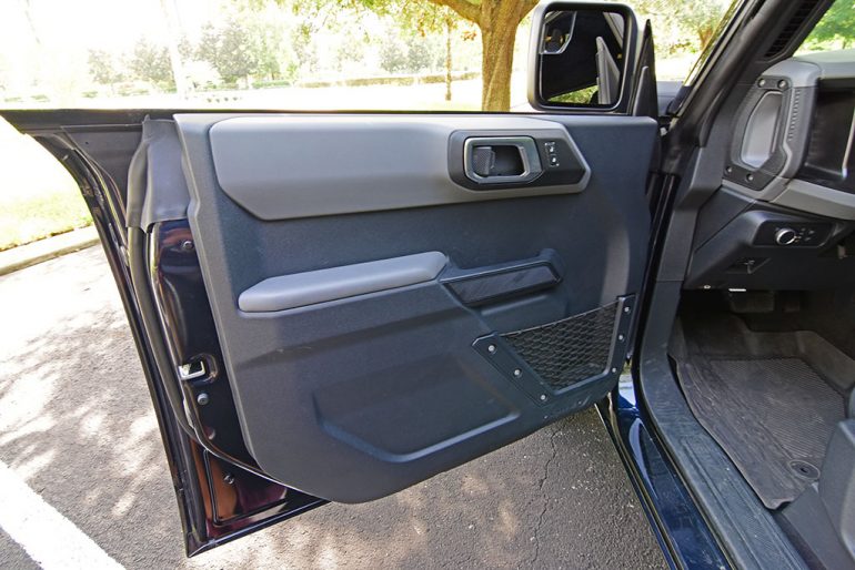 2021 ford bronco sasquatch frameless doors