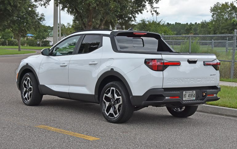 2022 hyundai santa cruz limited rear