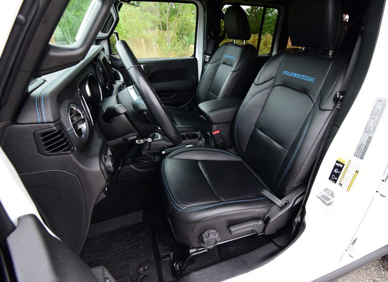 2021 jeep wrangler unlimited rubicon 4xe front seats
