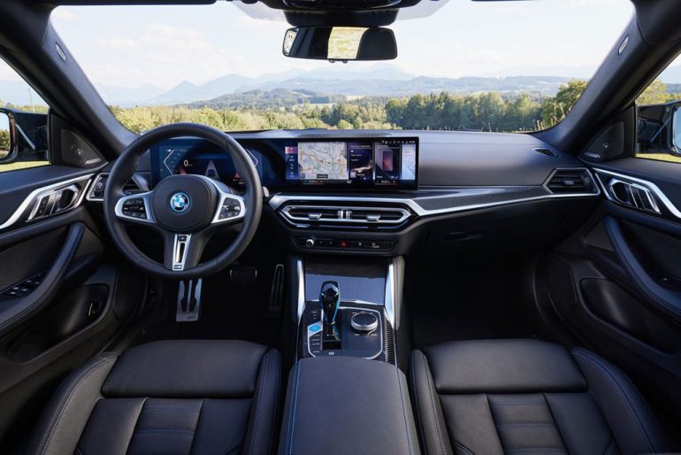 2022 bmw i4 dashboard