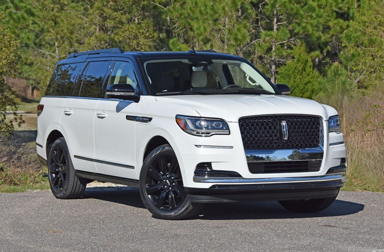 2022 lincoln navigator black label