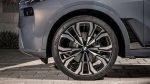 2023 bmw x7 23-inch wheel tire