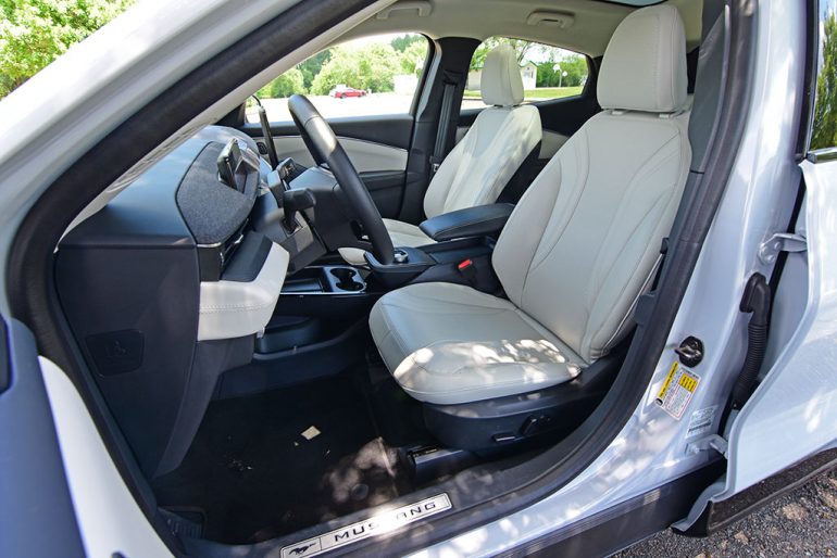 2021 ford mustang mach-e front seats