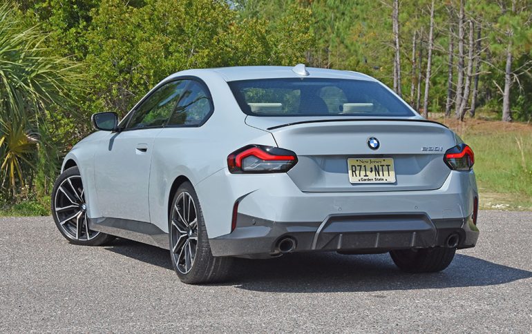2022 bmw 230i coupe rear