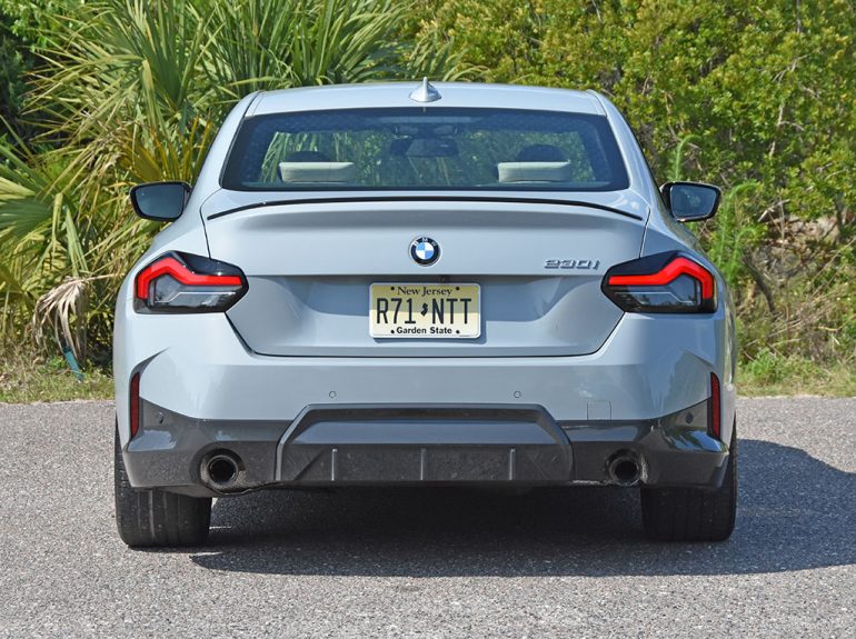 2022 bmw 230i coupe rear
