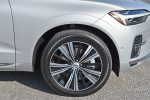 2022 volvo xc60 t8 recharge wheel tire