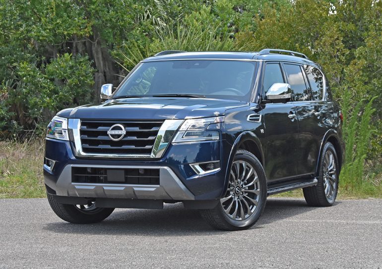 2022 nissan armada platinum awd