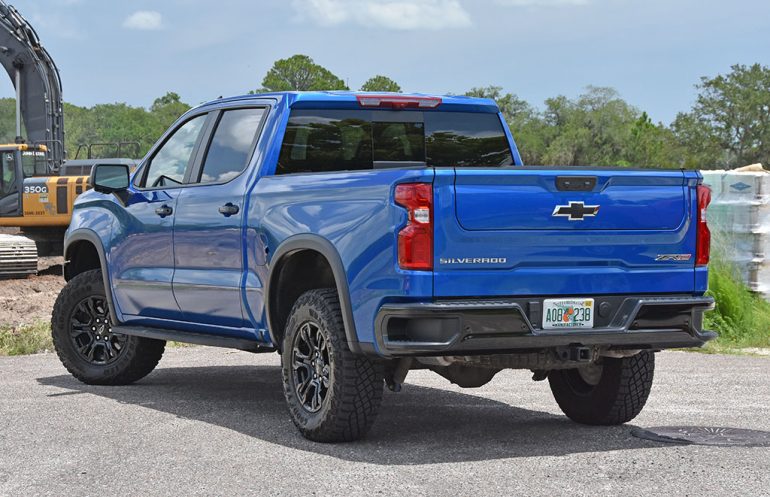 2022 chevrolet silverado 1500 ZR2 rear