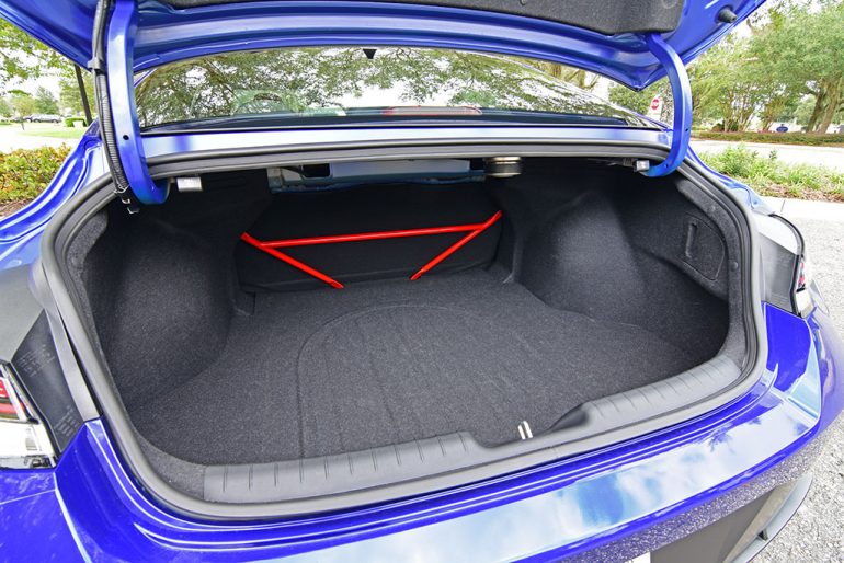2022 hyundai elantra n trunk