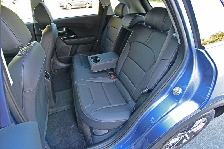 2022 kia niro phev rear seats