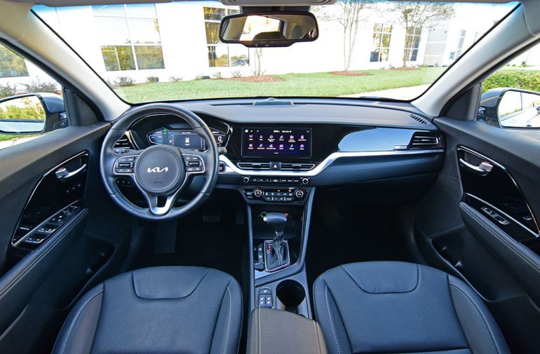 2022 kia niro phev dashboard