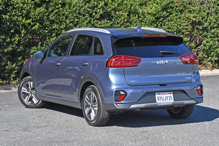 2022 kia niro phev rear