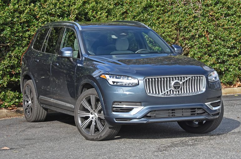 2025 Volvo XC90 Recharge T8 Ultimate Bright (PHEV) Review & Test Drive