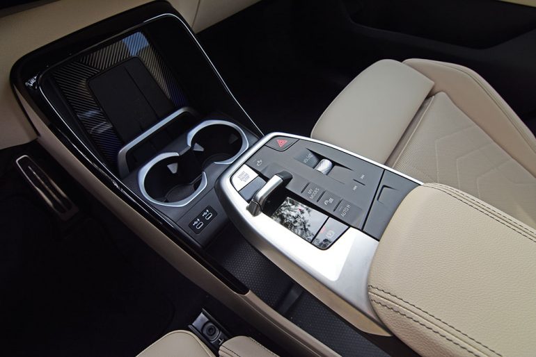 2023 bmw x1 shifter