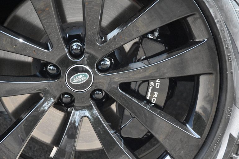 2023 land rover range rover sport first edition brembo brakes
