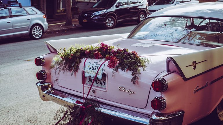 Getting Married in 2023? How to Choose a Getaway Car that Aligns with the Trends
