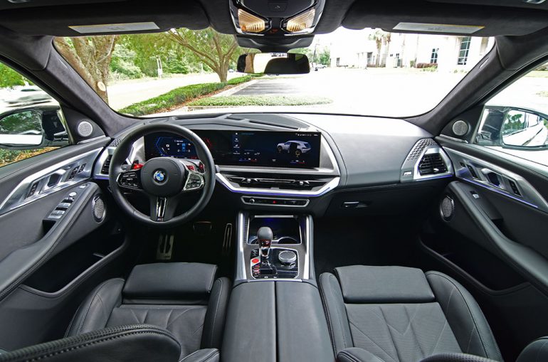 2023 bmw xm dashboard