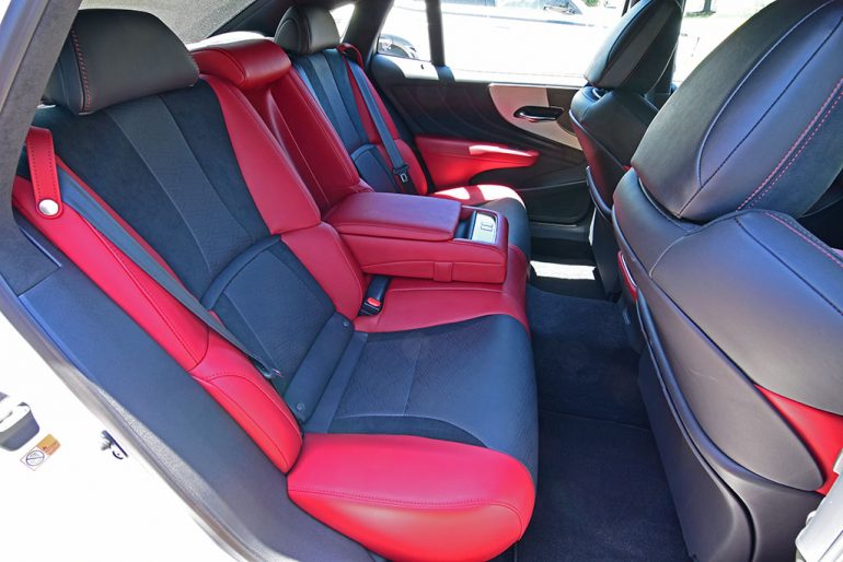 2023 lexus ls 500 awd f sport back seats