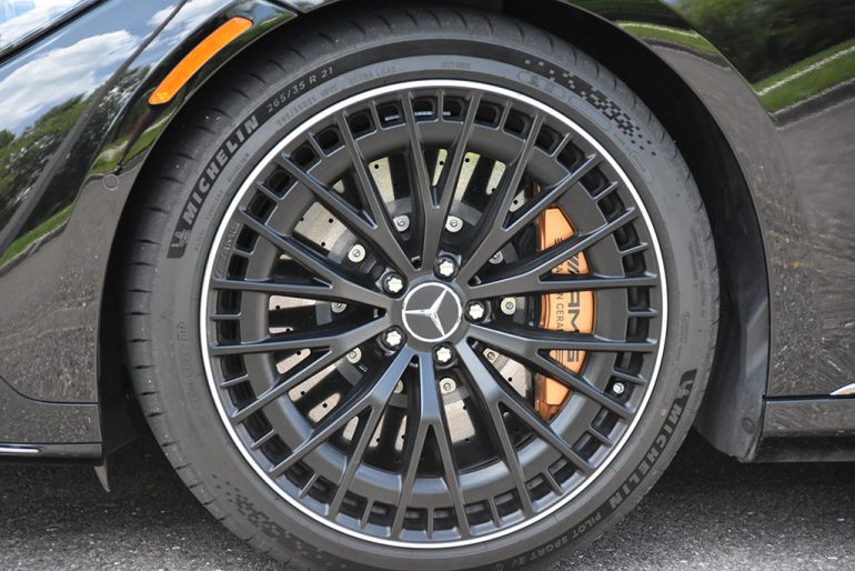 2023 mercedes-amg eqe sedan wheel tire