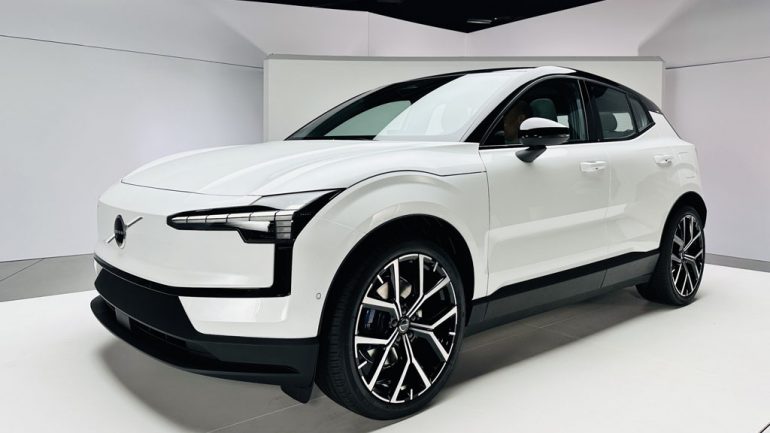 2025 Volvo EX30 All-Electric Crossover: Small in Size, Big in Performance