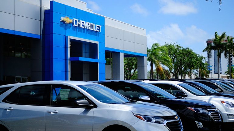 General Motors Increases Sales Lead over Toyota
