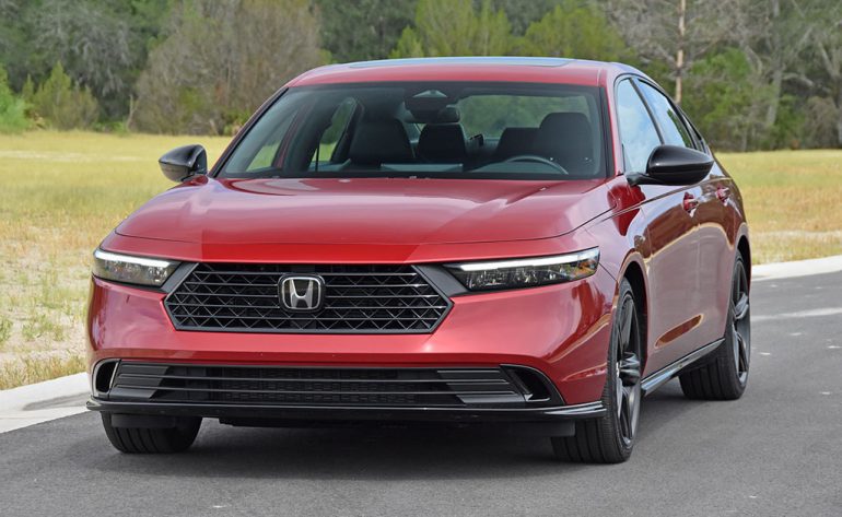 2023 honda accord sport-l hybrid front