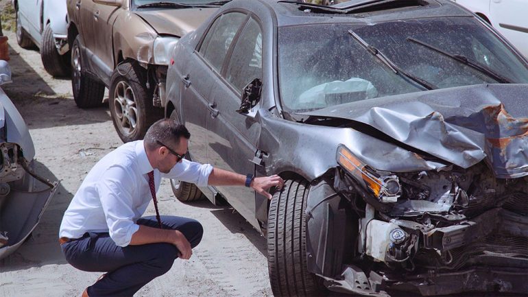 Settling vs. Going to Trial: Weighing Your Options in Car Accident Cases