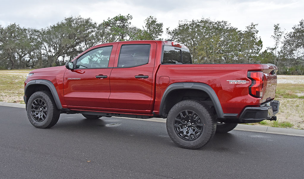 2023 Chevrolet Colorado 4WD Trail Boss Review & Test Drive