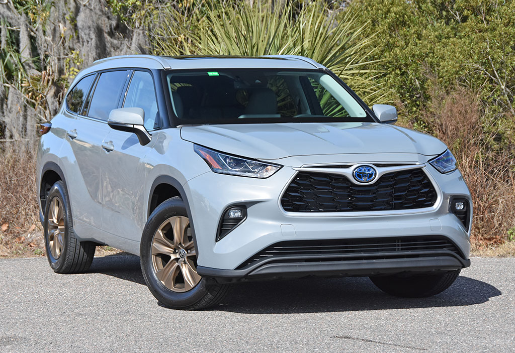Toyota Recalling 1.1 Million Vehicles for Potential Air Bag Issue ...