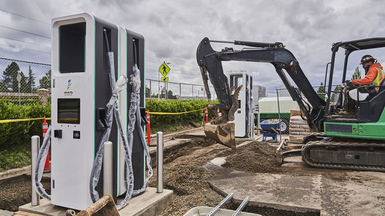 $623 Million Awarded from Biden Administration to Build out 7,500 EV Chargers in 22 States