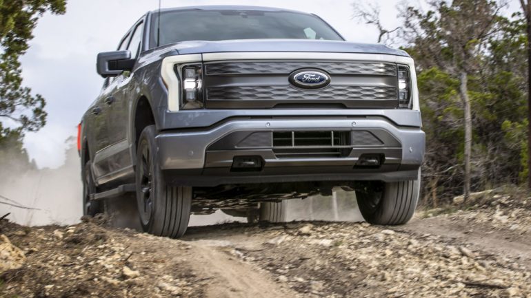 Ford Announces Incentives and Discounts on F-150 Lightning by up to $15,000