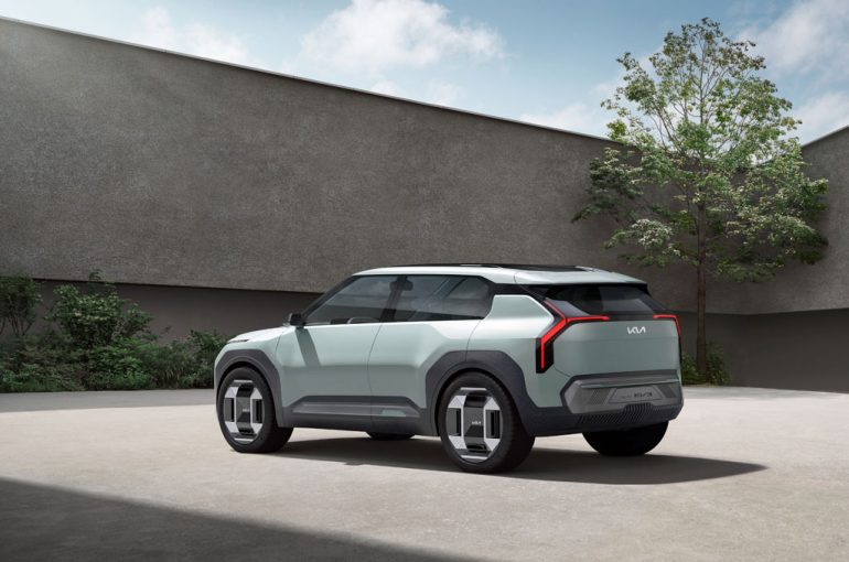 Forthcoming Kia EV3 & EV4 Subcompact Electric Vehicles Slated to Target Mass Market with Price Point Below $35,000 : Automotive Addicts