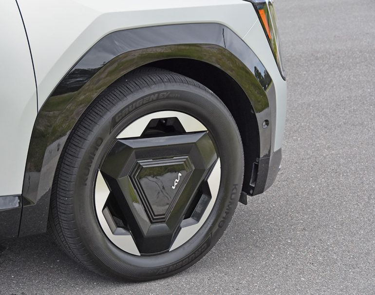 2024 Kia EV9 Land AWD Long Range Review & Test Drive : Automotive Addicts